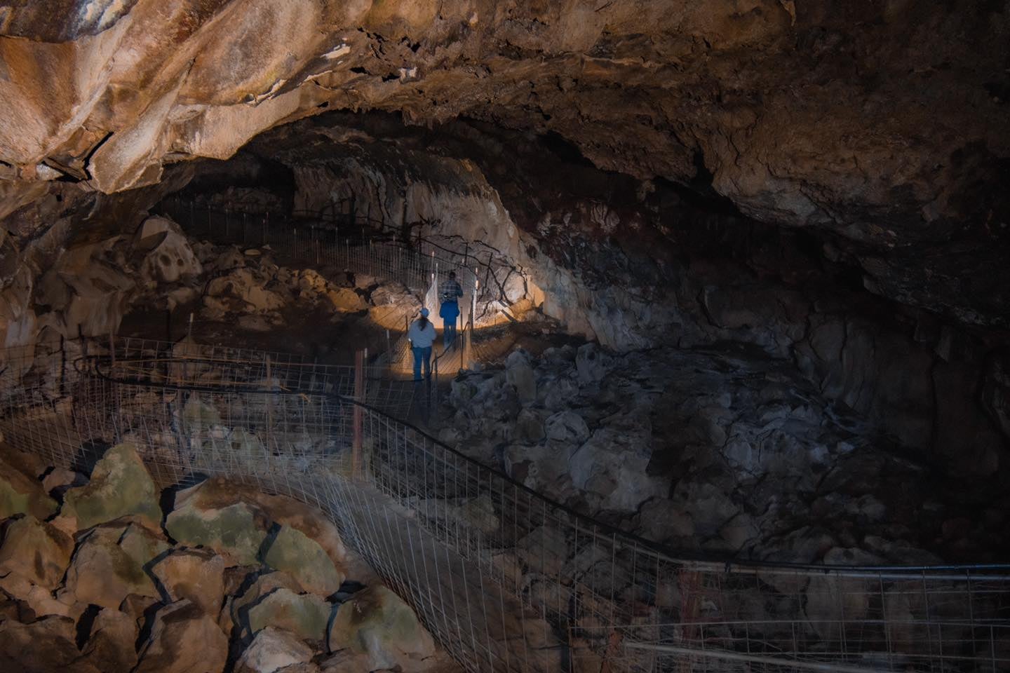 Visiting Idaho S Mammoth Cave Shoshone Ice Caves Idaho Attraction   278934020 10159705566592092 8486296086664798917 N 