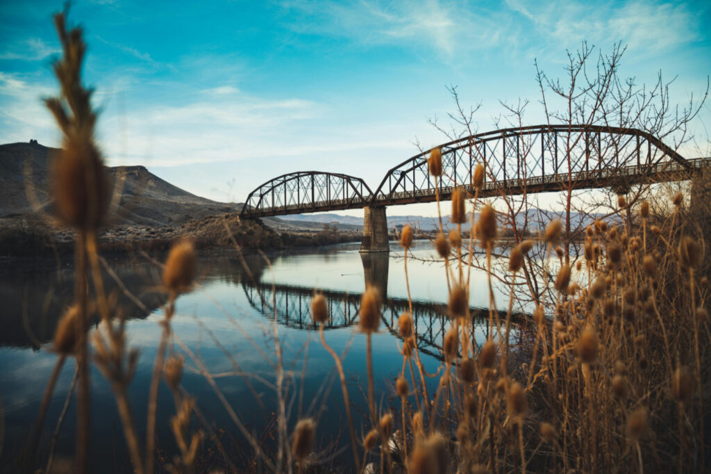 idaho-river-bridge-scenic-landscape